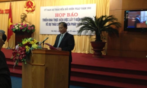 Lấy ý kiến nhân dân toàn bộ dự thảo Hiến pháp sửa đổi 