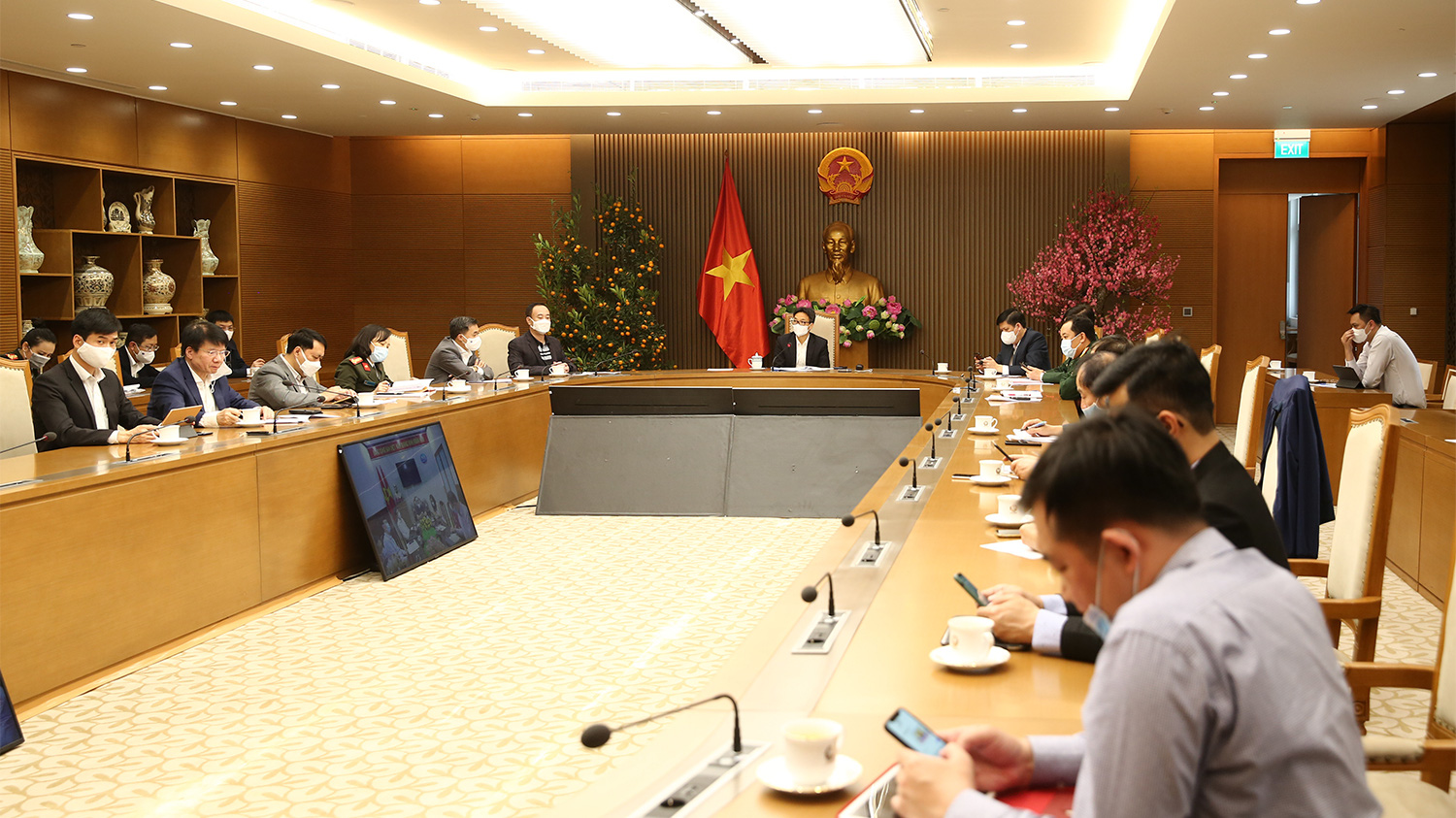 Cuộc họp Ban Chỉ đạo quốc gia phòng chống dịch Covid-19 chiều mùng 2 Tết. Ảnh - VGP/Đình Nam. 