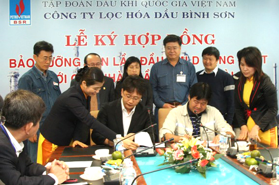 Lễ ký hợp đồng bảo dưỡng Nhà máy Lọc dầu Dung Quất.