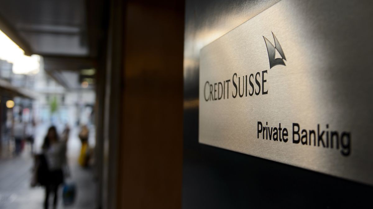 Chính sách thu phí tiền gửi là kết quả của tình trạng lãi suất thấp chưa từng thấy trong lịch sử - Ảnh: Getty Images. 