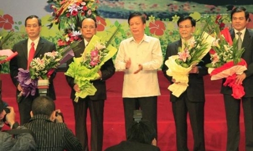 Hai ngày, ra mắt hai tập đoàn kinh tế mới