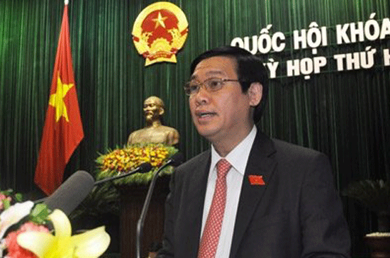 Theo Bộ trưởng Huệ, đến 31/12/2012 nợ công ước khoảng 58,4% GDP trên cơ sở kịch bản GDP tăng 6%, còn nếu GDP tăng 6,5% thì tỷ lệ thấp hơn đáng kể.