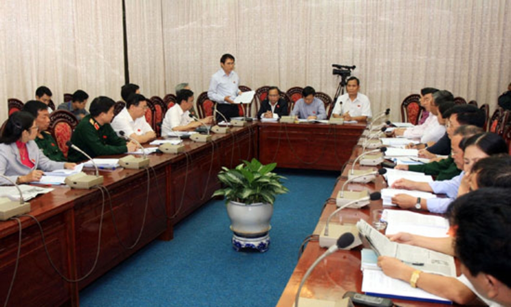 Một phiên thảo luận tổ.