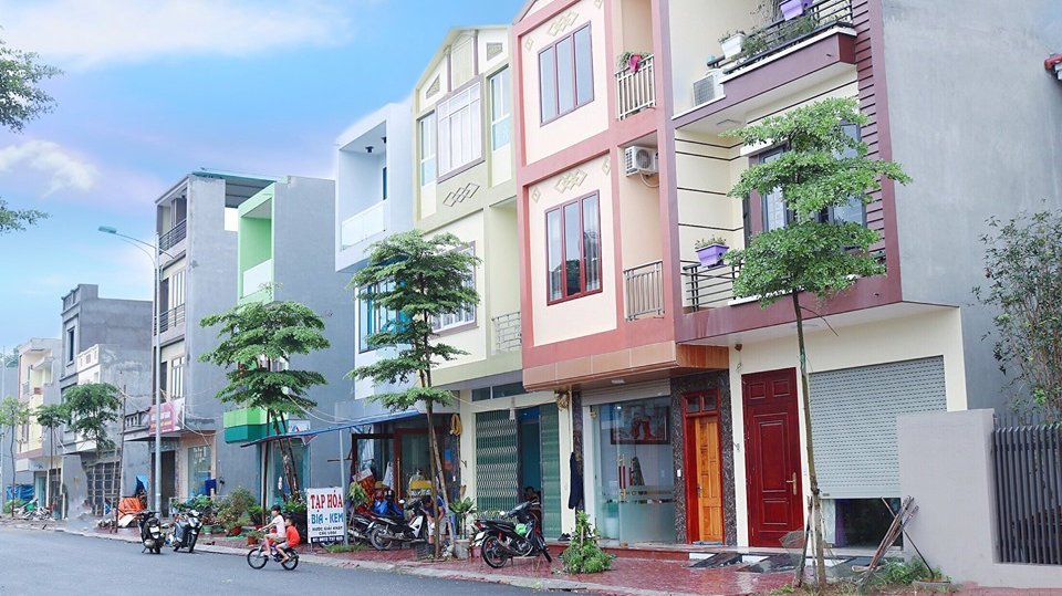 Dân cư về sinh sống ổn định tại khu đô thị Kosy.