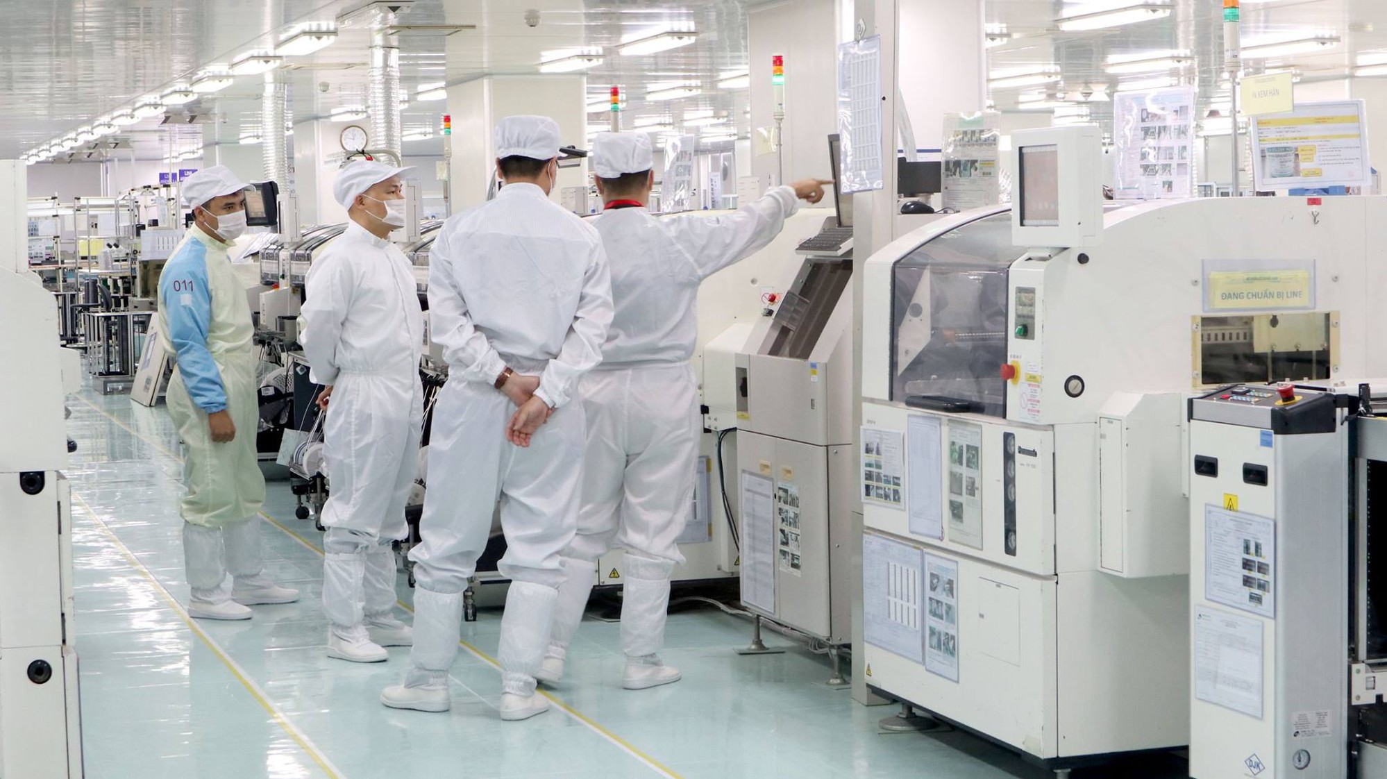 Luỹ kế đến tháng 3/2018, tổng vốn FDI vào Việt Nam là khoảng 319 tỷ USD trong đó tập trung chủ yếu trong lĩnh vực công nghệ chế biến chế tạo với 185,9 tỷ USD, chiếm khoảng 58% tổng vốn FDI.