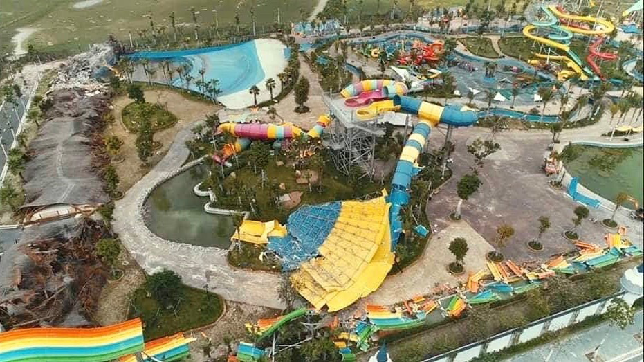 Công viên nước Thanh Hà dù được đưa vào hoạt động hơn nửa năm nay nhưng không có giấy phép xây dựng.