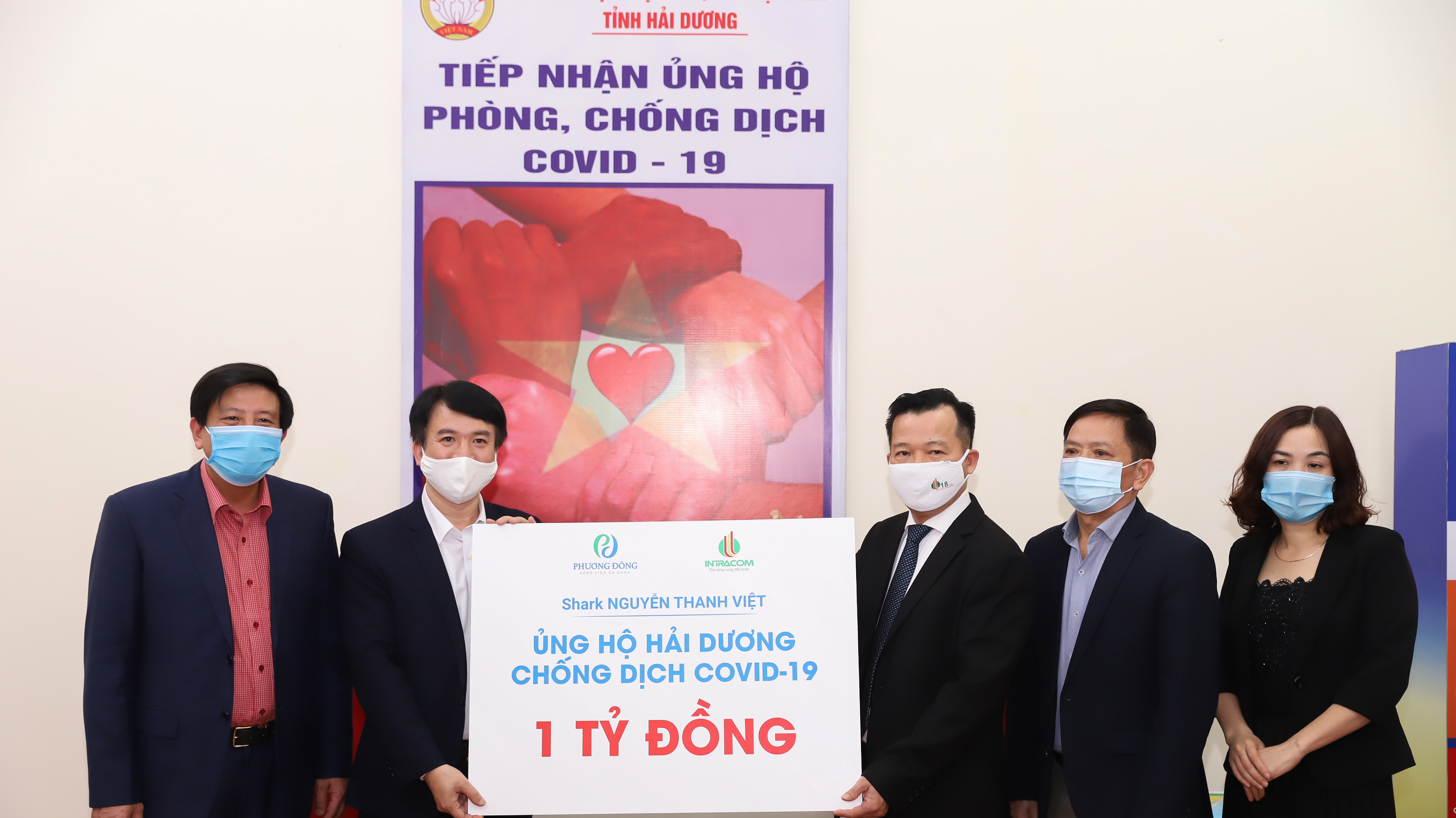 Ngày 9/2/2021, Shark Nguyễn Thanh Việt trực tiếp đến Hải Dương trao tặng 1 tỷ đồng ủng hộ công tác phòng chống dịch.