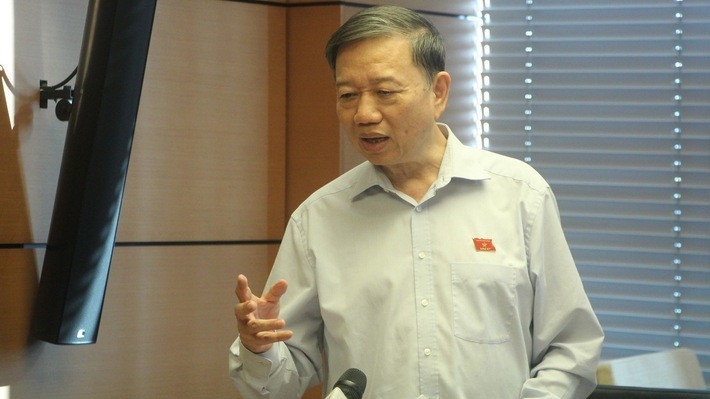 Bộ trưởng Tô Lâm trong một phiên thảo luận của Quốc hội.