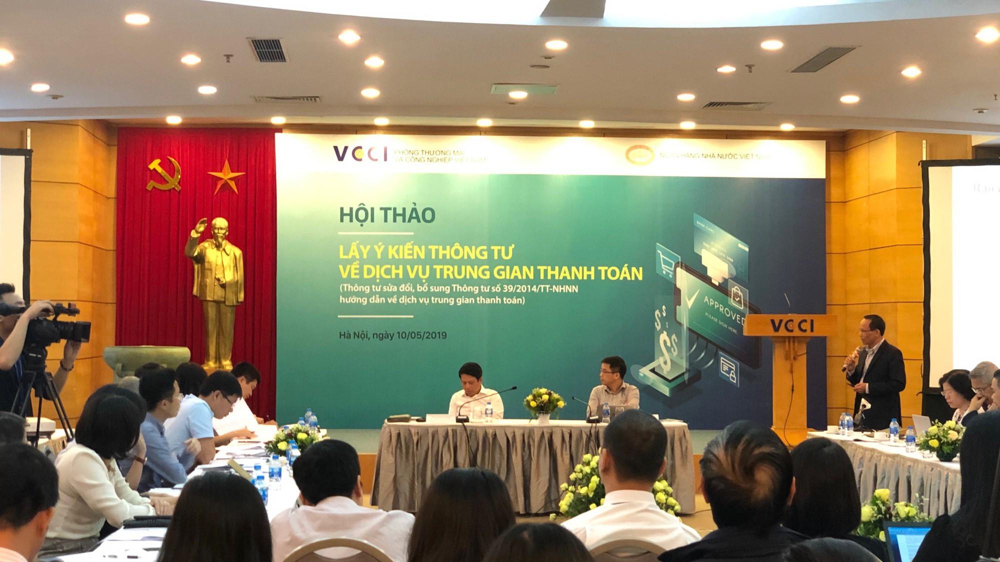 Toàn cảnh Hội thảo lấy ý kiến sửa đổi Thông tư 39 về quy định hạn mức thanh toán qua ví điện tử.
