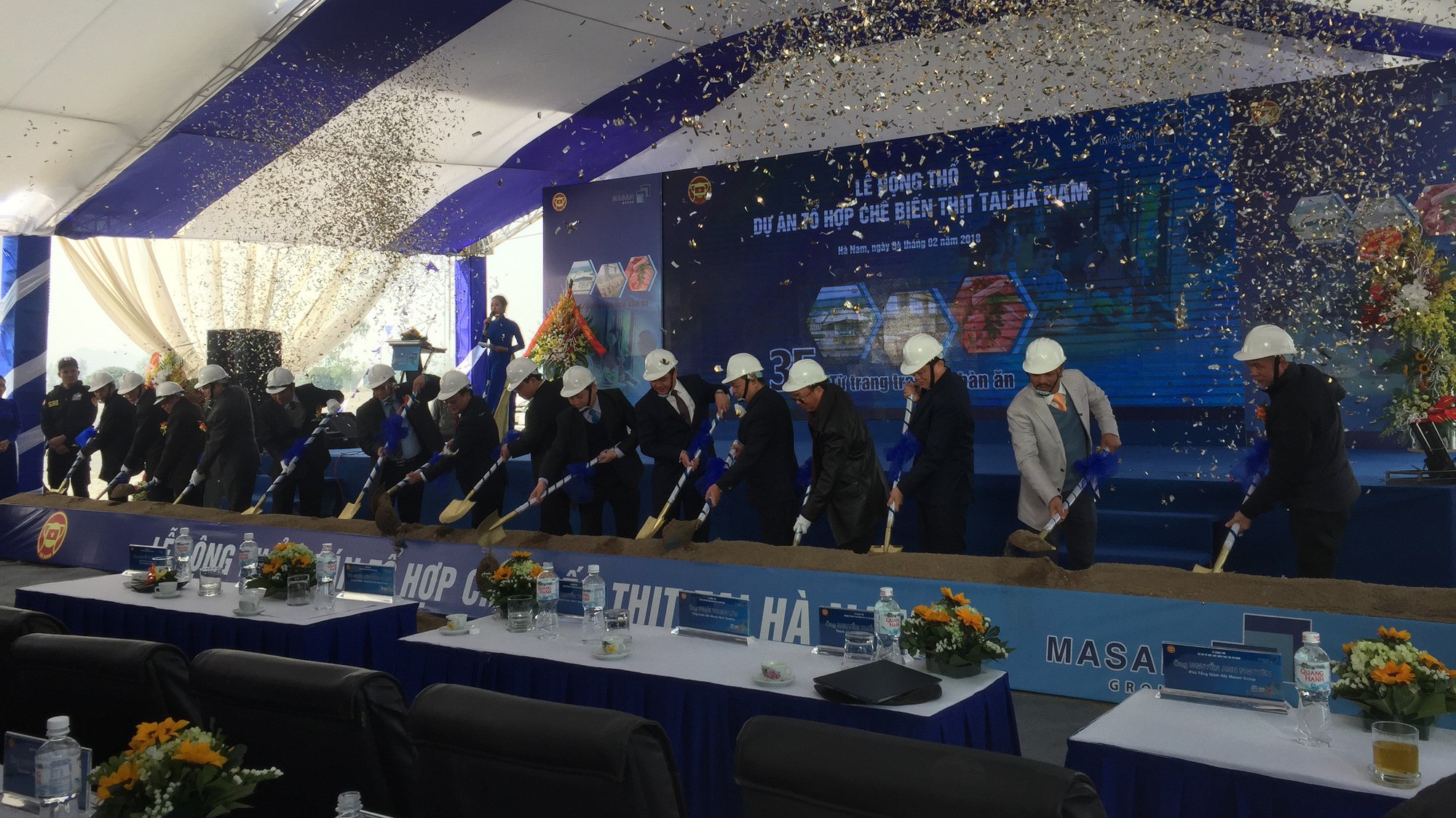 Dự án Tổ hợp Chế biến Thịt tại Hà Nam có công suất chế biến khoảng 1.400.000 con heo/năm, tương đương 140.000 tấn/năm với tổng đầu tư hơn 1.000 tỷ đồng trên diện tích đất khoảng 10ha tại Hà Nam.