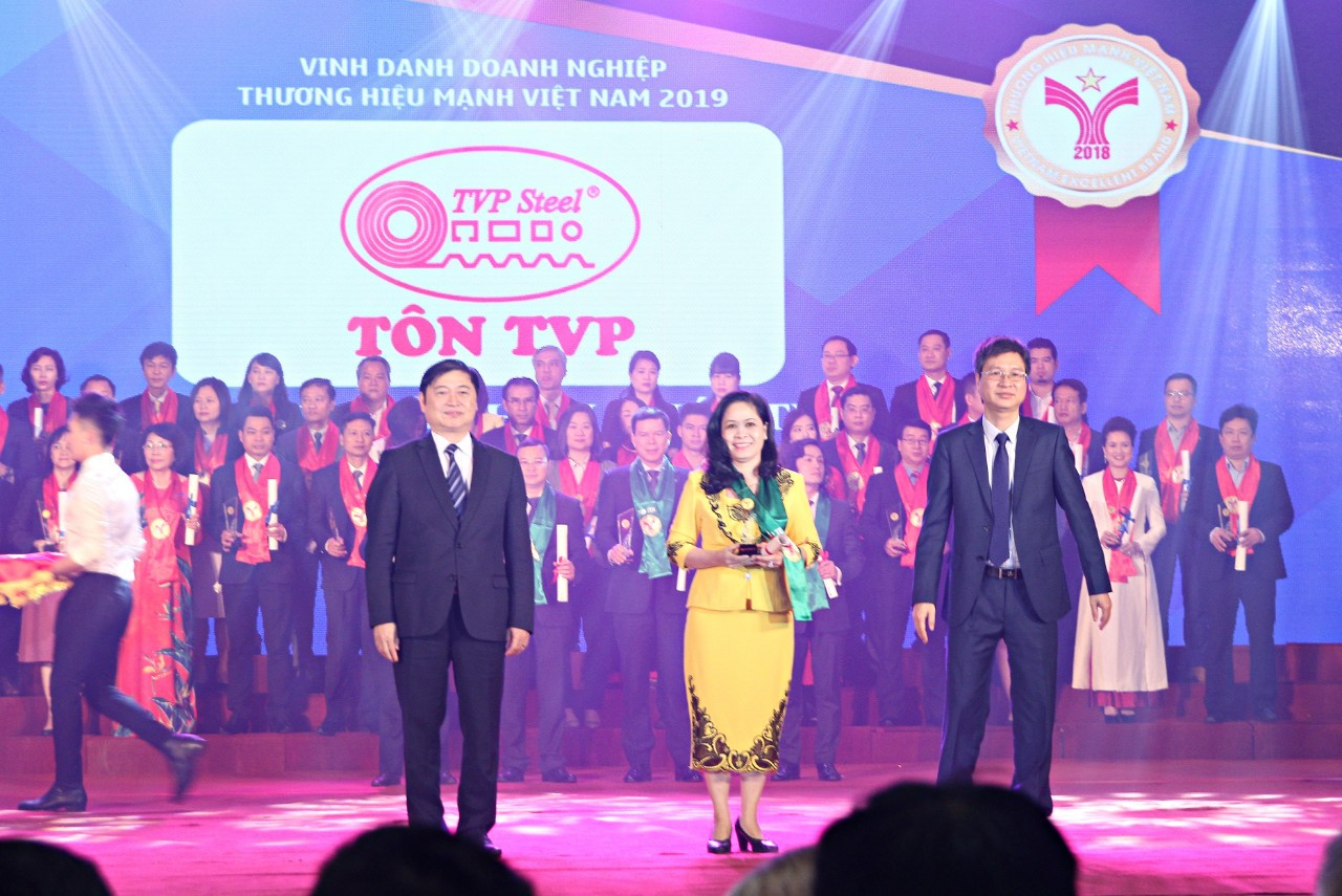 CEO Ninh Thị Bích Thùy: Đi từ hoài bão đến hiện thực - Ảnh 1.