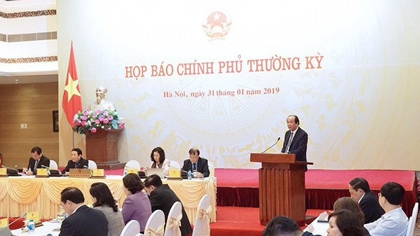 Bộ trưởng - Chủ nhiệm Văn phòng Chính phủ Mai Tiến Dũng chủ trì họp báo.