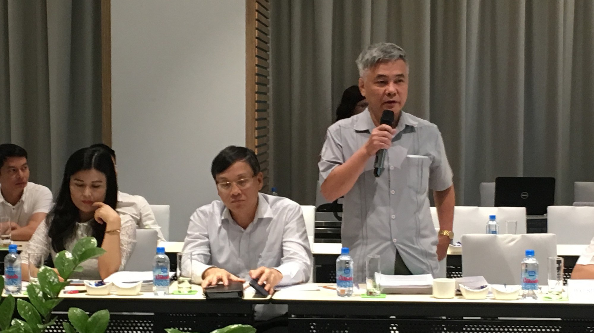 Nguyên Phó chủ nhiệm Uỷ ban Kinh tế của Quốc hội, ông Nguyễn Văn Phúc phát biểu tại phiên họp. 