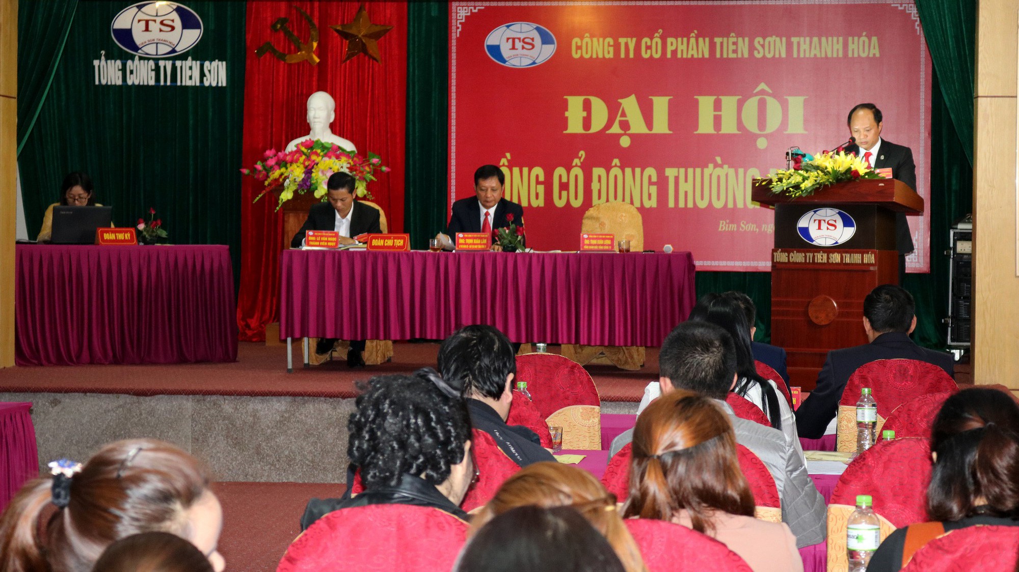 Việc thu hút đầu tư khi Tiên Sơn Thanh Hóa sẽ lên sàn chứng khoán trong năm 2019 sẽ mở ra nhiều cơ hội mới để Tiên Sơn Thanh Hóa tiếp tục phát triển, xây dựng thương hiệu mạnh trong ngành may mặc trong nước.