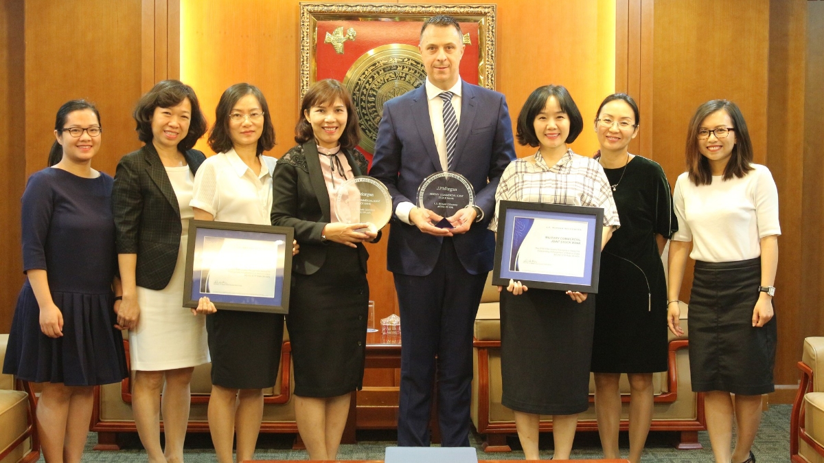 Đây cũng là năm thứ 5 liên tiếp MB vinh dự được nhận giải thưởng này.