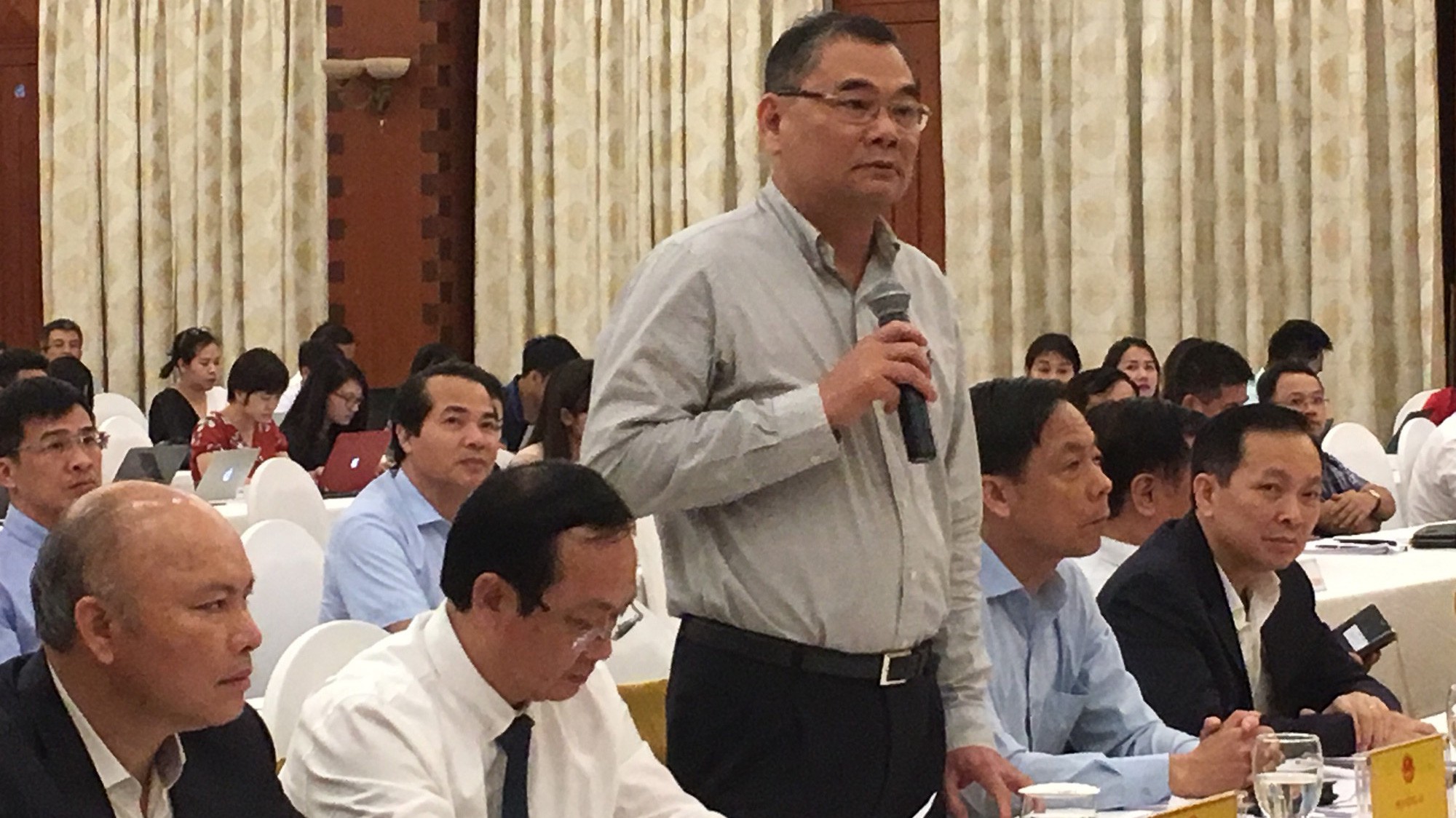 Thiếu tướng Tô Ân Xô, Chánh văn phòng, người phát ngôn của Bộ Công an trả lời báo chí tại cuộc hop báo.