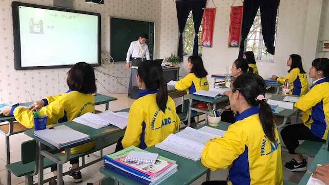 Ứng viên tham gia chương trình sẽ được hỗ trợ toàn bộ khoá đào tạo tiếng Nhật 12 tháng để thi đạt N3 trước khi xuất cảnh. 