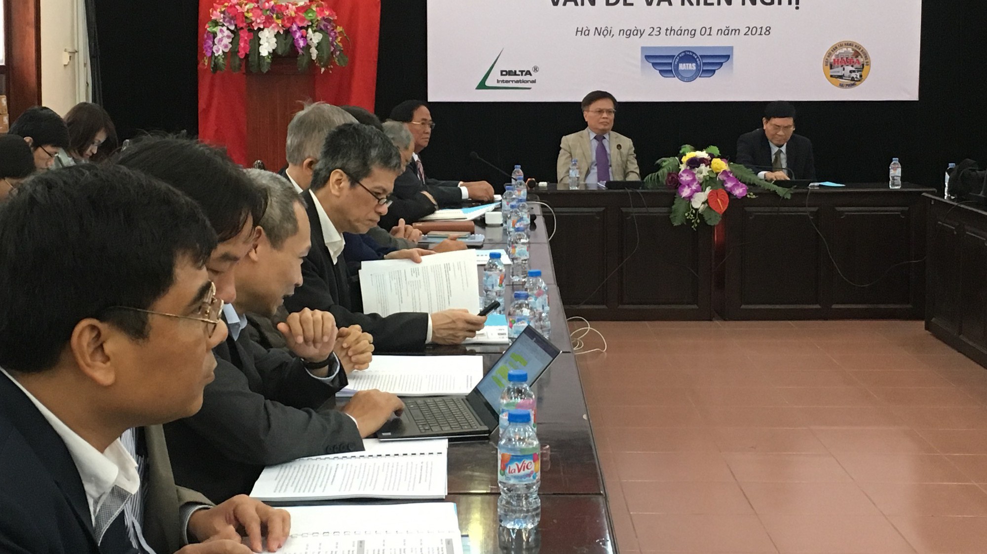 Hội thảo về điều kiện kinh doanh vận tải bằng ôtô ghi nhận nhiều ý kiến về hoạt động của Uber, Grab 