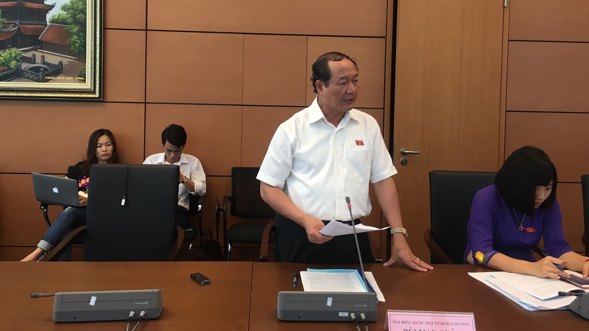 Việc bổ sung quy định cấp bậc hàm thiếu tướng đối với giám đốc công an tỉnh, thành phố trực thuộc Trung ương, ý kiến còn khác nhau.