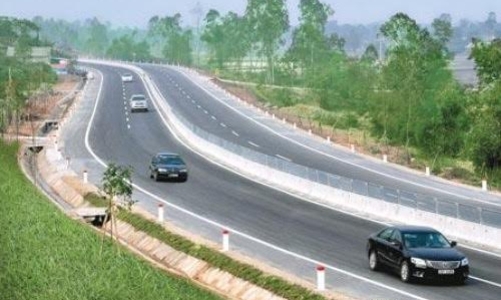 Làm thêm 100 km đường Hồ Chí Minh theo hình thức BT