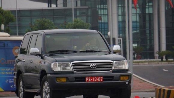 Sỹ quan có cấp bậc quân hàm cao nhất là Thượng tướng, Đô đốc Hải quân được sử dụng thường xuyên 1 xe ôtô trong thời gian công tác với giá mua tối đa là 1,1 tỷ đồng/xe.