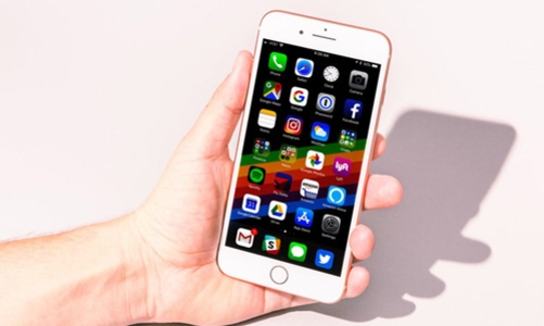 Giá iPhone 8, 8 Plus xách tay giảm chưa từng có