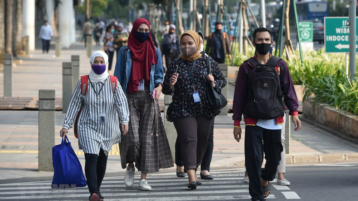 Indonesia lần đầu suy giảm kinh tế trong hơn 20 năm - Ảnh: AFP