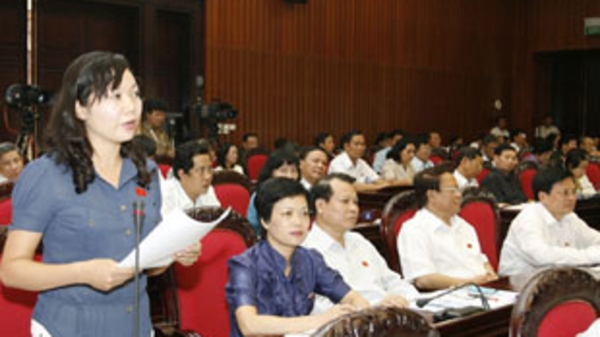 Lùi thời hạn sửa Luật Ngân sách Nhà nước và Luật Đất đai đến năm 2010