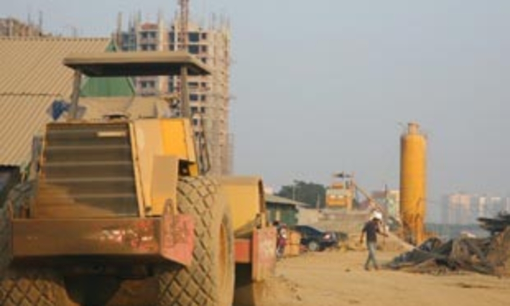 Tại phiên họp thứ 20, Ủy ban Thường vụ Quốc hội tiếp tục cho ý kiến về dự án luật sửa đổi, bổ sung một số điều của các luật liên quan đến đầu tư xây dựng cơ bản - Ảnh: Việt Tuấn.