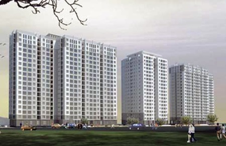 Cùng với giá bán quá cao, tiến độ ì ạch của nhiều dự án nhà thu nhập thấp đã khiến người dân thất vọng.