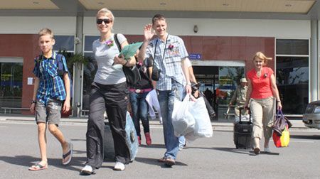 <span style="font-family: 'Times New Roman'; font-size: 14.6667px;">Nhóm thị trường được miễn visa theo Nghị quyết số 46/NQ-CP của Chính phủ tăng mạnh</span>