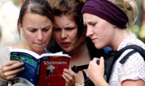 Khách quốc tế đến Việt Nam đột ngột giảm