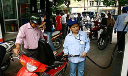 Doanh nghiệp xăng dầu được sử dụng quỹ bình ổn để giữ giá