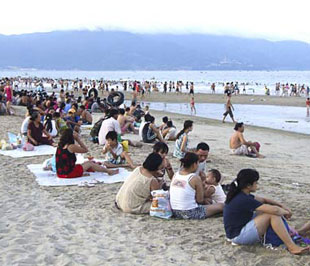 Thời gian qua, khách du lịch nội địa đã góp phần không nhỏ vào sự tăng trưởng của ngành du lịch nước ta. 