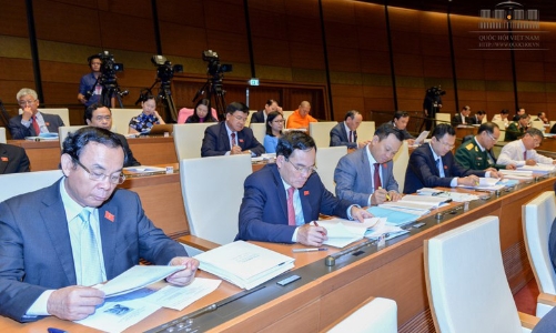 Quốc hội sắp họp, Chính phủ vẫn “nợ” hồ sơ một số dự án lớn