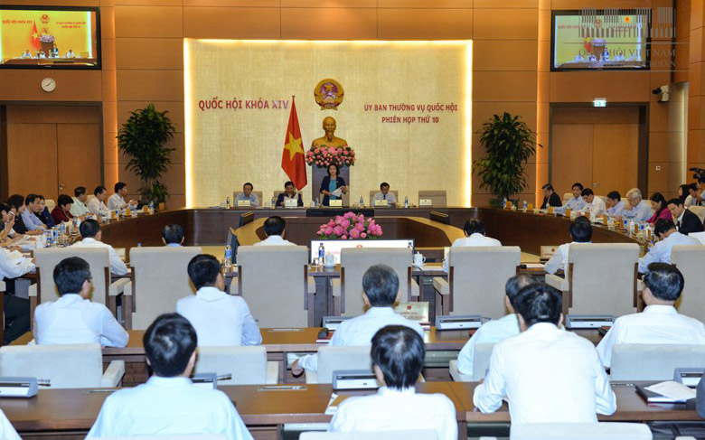 <span style="font-family: 'Times New Roman'; font-size: 11pt;">Việc tách nội dung bồi thường, hỗ trợ, tái định cư thành tiểu dự án để triển khai dự án Cảng hàng không quốc tế Long Thành</span><span style="font-family: 'Times New Roman'; font-size: 11pt;">&nbsp;</span><span style="font-family: 'Times New Roman'; font-size: 15px;">&nbsp;chiều nay sẽ được Uỷ ban Thường vụ Quốc hội xem xét cho ý kiến riêng.</span>