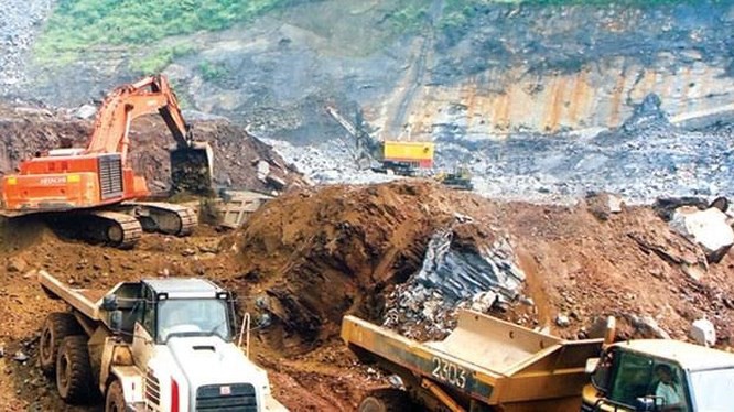 Yêu cầu kiên quyết xử lý trách nhiệm người đứng đầu cơ quan quản lý nhà nước có liên quan, người đứng đầu chính quyền địa phương các cấp khi thiếu trách nhiệm để xảy ra hoạt động khai thác khoáng sản trái phép kéo dài.