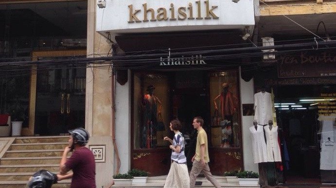 Khaisilk 113 Hàng Gai nộp thuế hơn 211 triệu đồng tiền thuế.