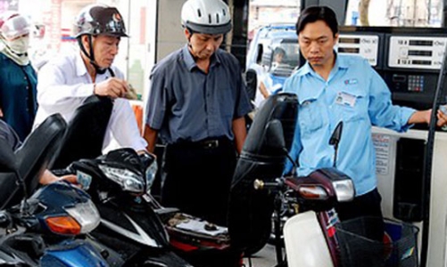 Từ 1/1/2012 sẽ ngừng thu phí xăng dầu