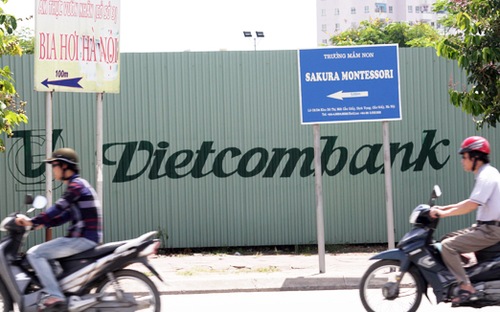 Không ít khu "đất vàng" hiện nay đang thuộc quyền quản lý của các tổ chức, doanh nghiệp lớn nhưng không được đưa vào sử dụng.<br>