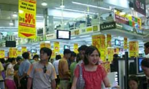 Giảm giá 20-50% trong Tháng khuyến mại: Doanh nghiệp kêu khó