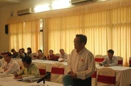 Kích cầu là một trong những nội dung được nhiều đại biểu Quốc hội tập trung thảo luận - Ảnh: Mạnh Cường.