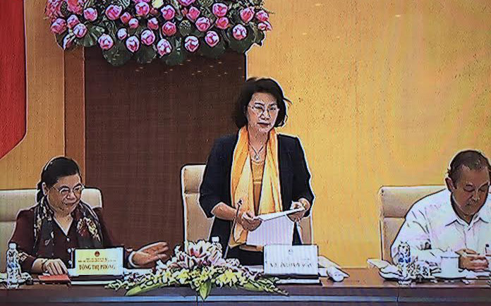 Chủ tịch Quốc hội Nguyễn Thị Kim Ngân phát biểu khai mạc phiên họp.