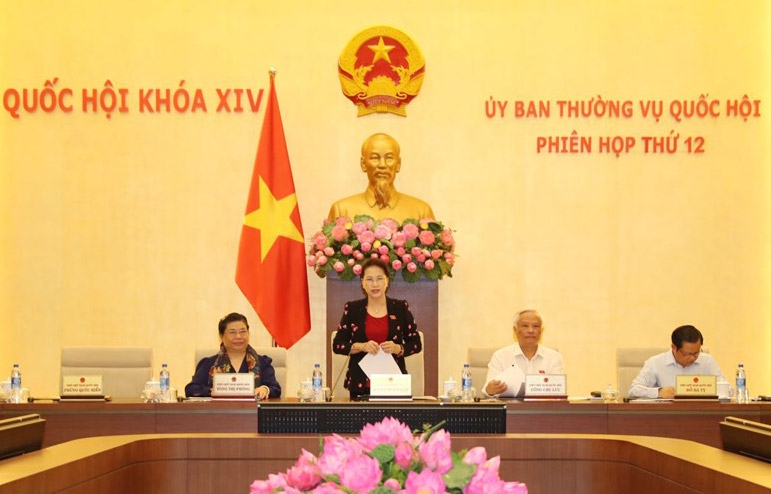 Chủ tịch Quốc hội Nguyễn Thị Kim Ngân khai mạc phiên họp thứ 12 của Uỷ ban Thường vụ Quốc hội. Phần này báo chí được tham dự.