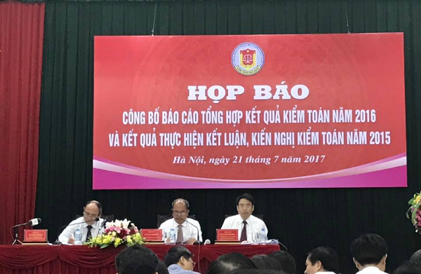 Phó tổng Kiểm toán Nhà nước Cao Tấn Khổng chủ trì họp báo chiều 21/7.