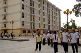 Theo thống kê của Bộ Xây dựng, đến thời điểm này, cả nước có 88 dự án nhà ở sinh viên  được khởi động với tổng vốn trái phiếu Chính phủ được bố trí là 3.500 tỷ đồng.