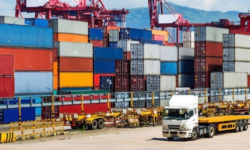 Thủ tướng chỉ thị giảm chi phí logistics 