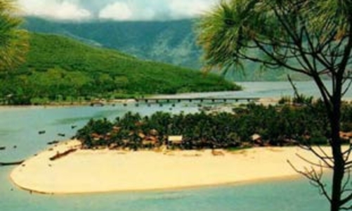 Du lịch chưa thực sự trở thành “mũi nhọn”