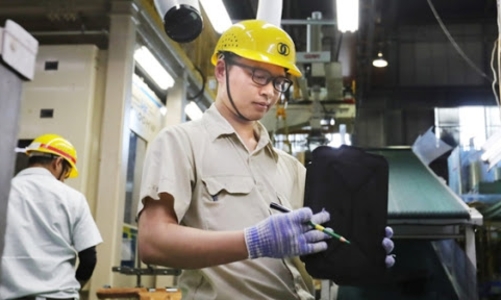 Tết đầm ấm của lao động Việt nơi xa xứ