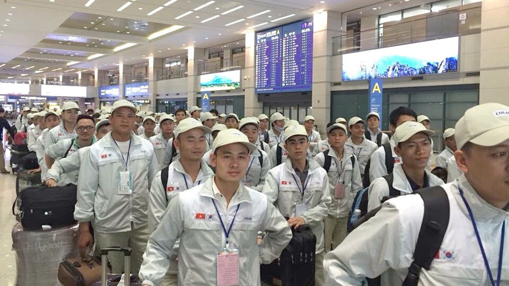 AEC được kỳ vọng sẽ mở ra một thị trường lao động rộng lớn, với nhiều cơ hội để lao động có tay nghề được tự do dịch chuyển trong các quốc gia ASEAN.